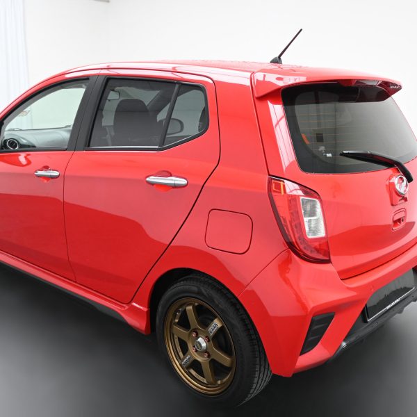 Perodua Axia 1.0 AV Auto MT (2021) - Image 9