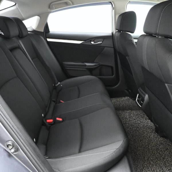 Honda Civic 1.8 S AT (2020) - Image 12