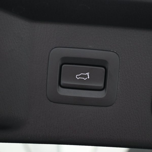 Mazda CX-8 2.5 Mid Plus AT (2020) - Image 8