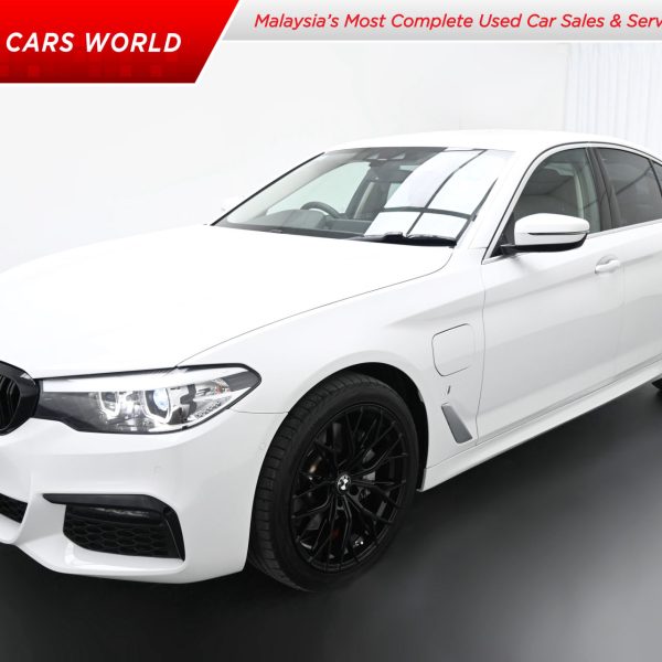 BMW 530e G30 Sedan 4dr 530e Sport AT (2018) - Image 1
