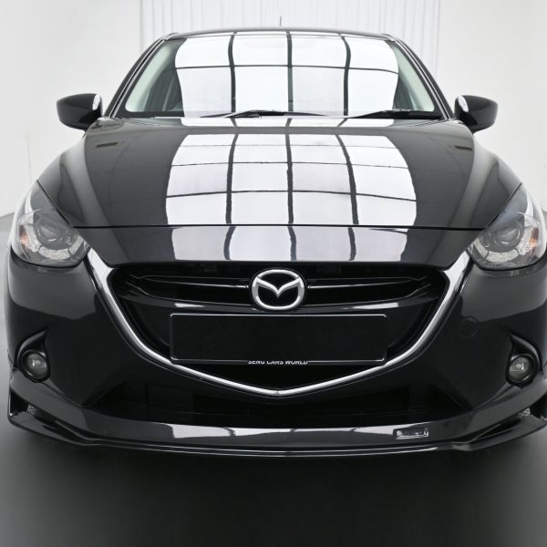 Mazda 2 Hatchback 1.5 Hatchback with LED Lamp AT (2017) - Image 2