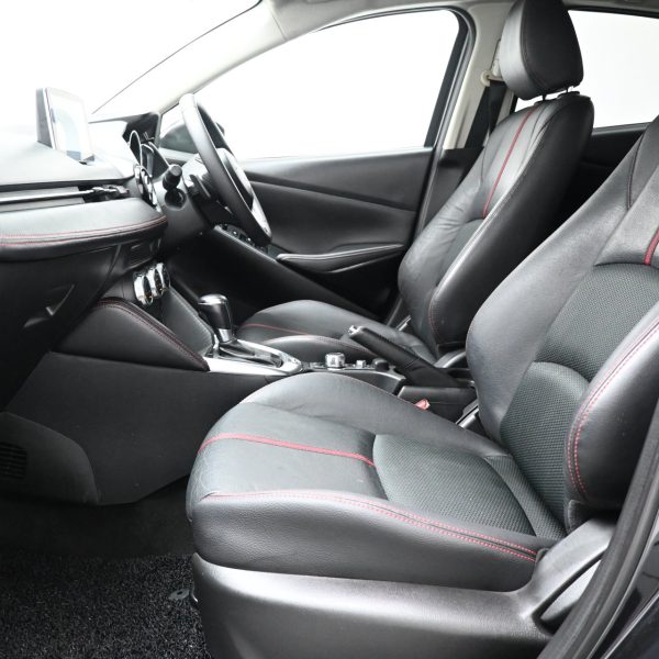 Mazda 2 Hatchback 1.5 Hatchback with LED Lamp AT (2017) - Image 12