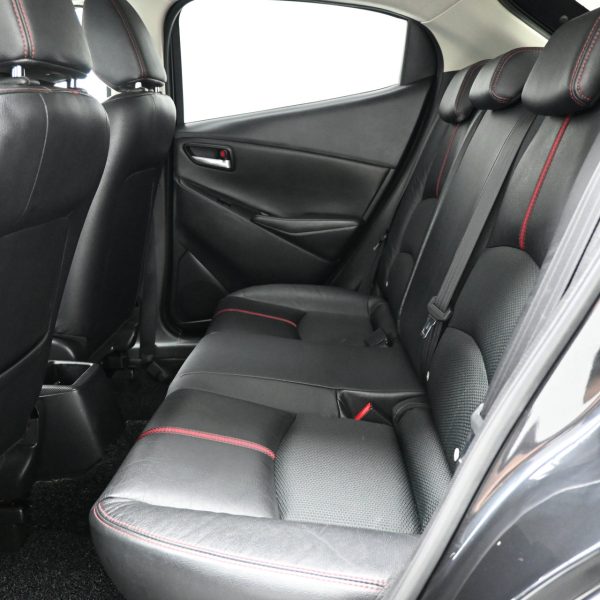Mazda 2 Hatchback 1.5 Hatchback with LED Lamp AT (2017) - Image 14