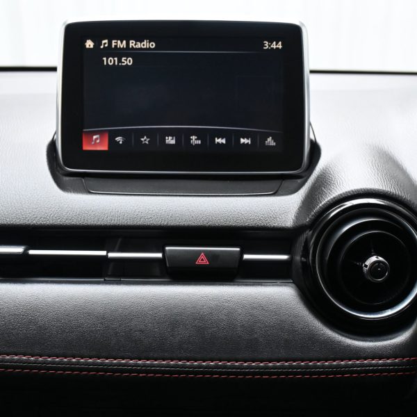 Mazda 2 Hatchback 1.5 Hatchback with LED Lamp AT (2017) - Image 15