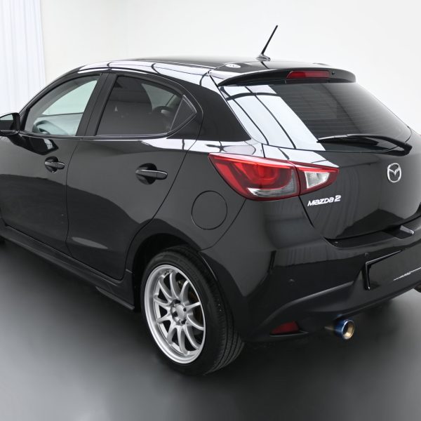 Mazda 2 Hatchback 1.5 Hatchback with LED Lamp AT (2017) - Image 7