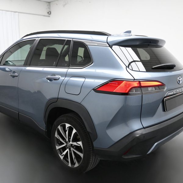 Toyota Corolla Cross 1.8 Hybrid Auto AT (2022) - Image 10