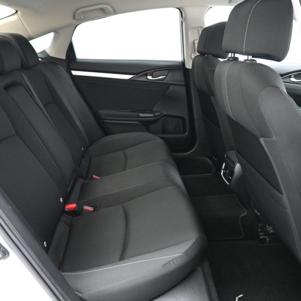 Honda Civic FC 1.8 S Auto AT (2021) - Image 14