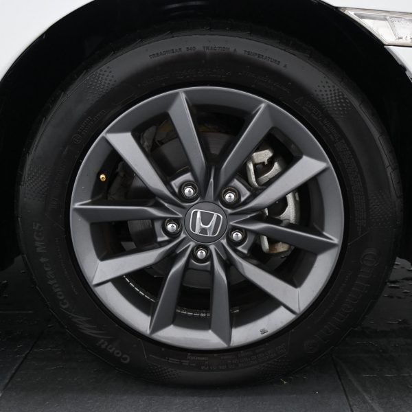 Honda Civic FC 1.8 S Auto AT (2021) - Image 7