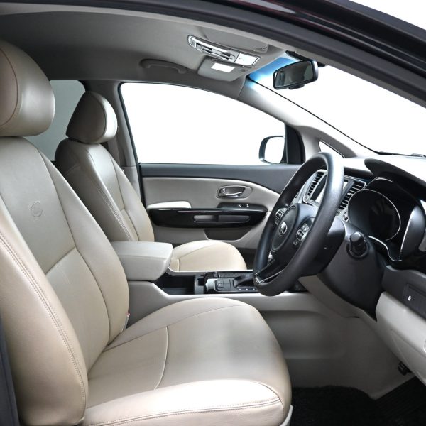 Kia Grand Carnival 2.2D KX AT (2018) - Image 12