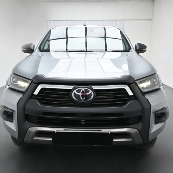 Toyota Hilux Double Cab 2.8 Rogue Auto 4x4 Revo N80 Facelift 2 AT (2022) - Image 2