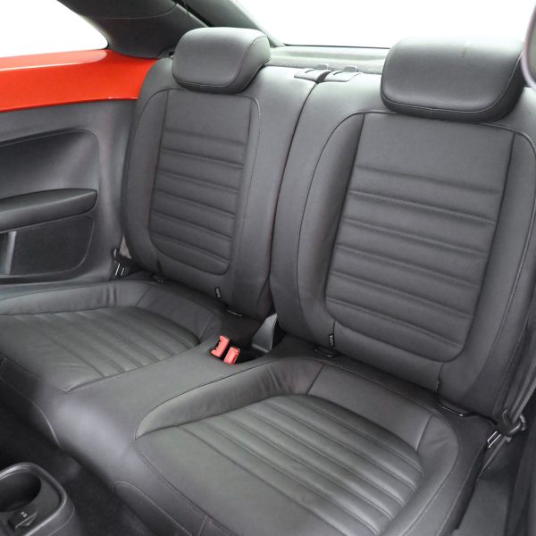 Volkswagen Beetle 1.2 TSI Sport AT (2018) - Image 16