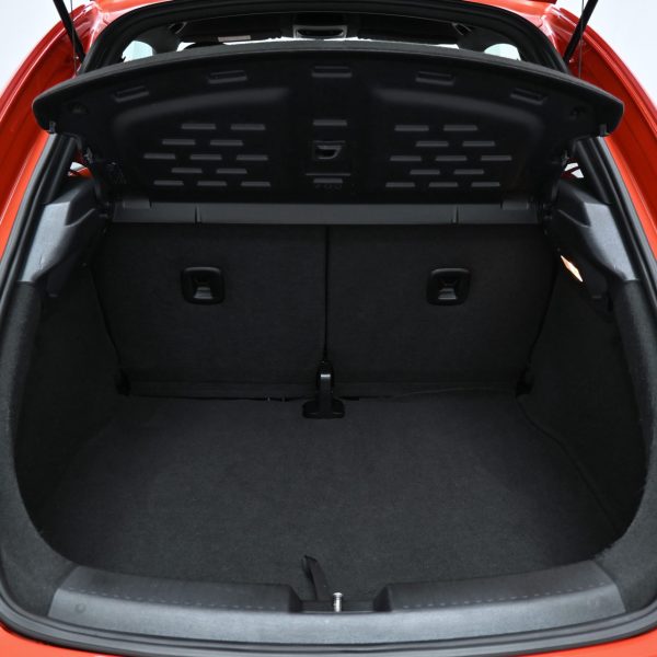 Volkswagen Beetle 1.2 TSI Sport AT (2018) - Image 7