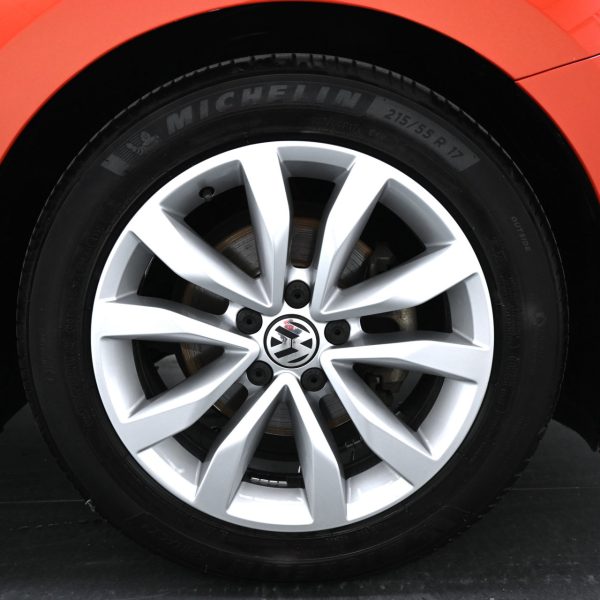 Volkswagen Beetle 1.2 TSI Sport AT (2018) - Image 8