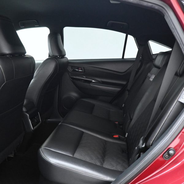 Toyota Harrier 2.0 Elegance Facelift AT (2018) - Image 15