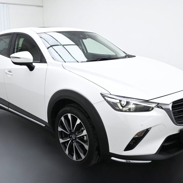 Mazda CX-3 2.0 High Auto AT (2022) - Image 3