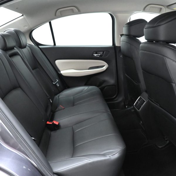 Honda City 1.5 V-Sensing Auto AT (2021) - Image 13