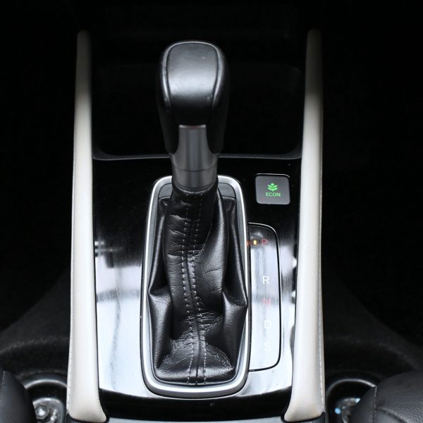 Honda City 1.5 V-Sensing Auto AT (2021) - Image 17