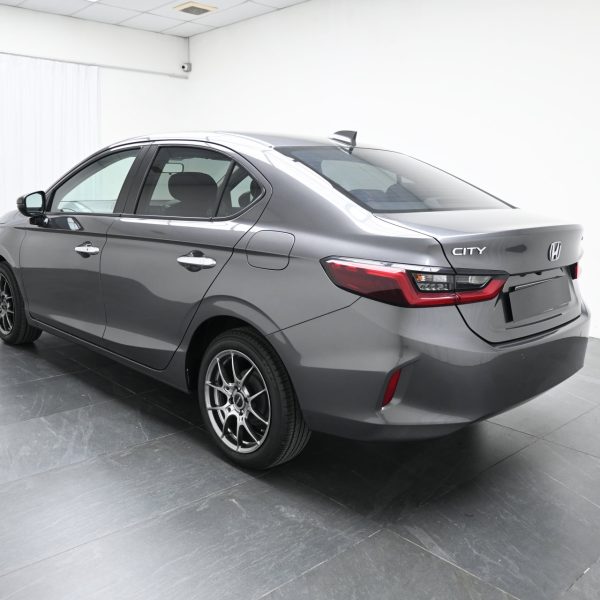 Honda City 1.5 V-Sensing Auto AT (2021) - Image 7