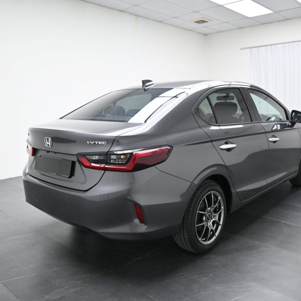 Honda City 1.5 V-Sensing Auto AT (2021) - Image 9