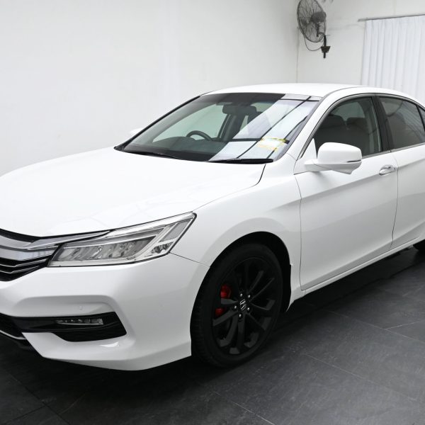 Honda Accord Sedan 4dr VTi-L Auto 5sp FWD 2.4i AT (2016) - Image 20