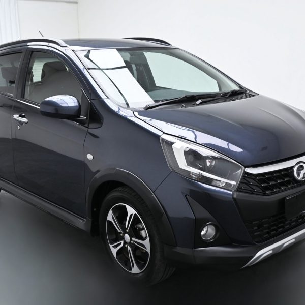 Perodua Axia 1.0 SE Auto AT (2021) - Image 3