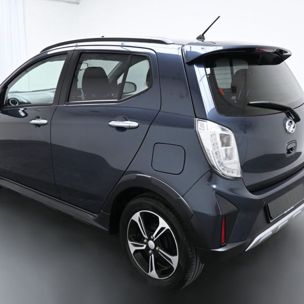 Perodua Axia 1.0 SE Auto AT (2021) - Image 5