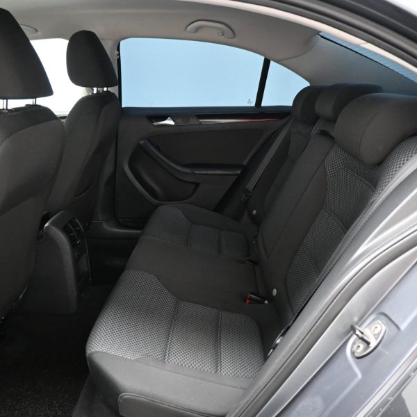 Volkswagen Jetta 1B Sedan 4dr TSI Sports Automati 7sp FWD 1.4DiTSI AT (2014) - Image 13