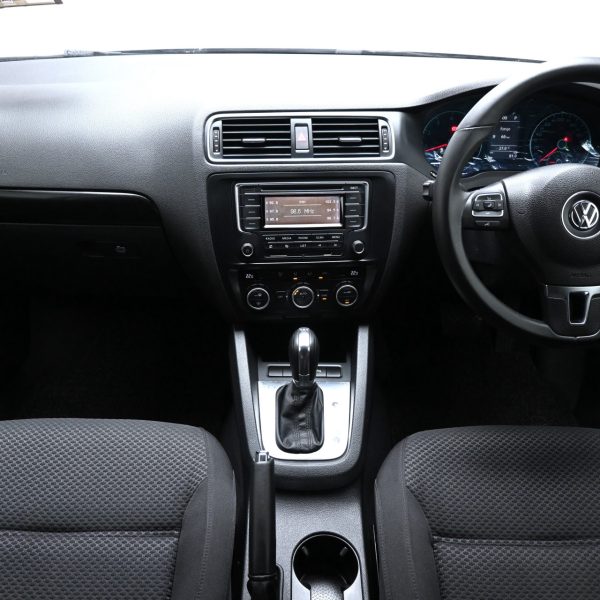 Volkswagen Jetta 1B Sedan 4dr TSI Sports Automati 7sp FWD 1.4DiTSI AT (2014) - Image 9