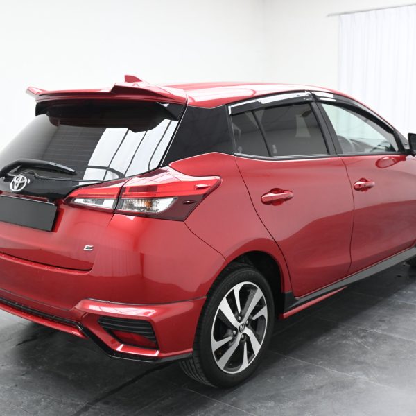 Toyota Yaris 1.5 E AT (2020) - Image 8