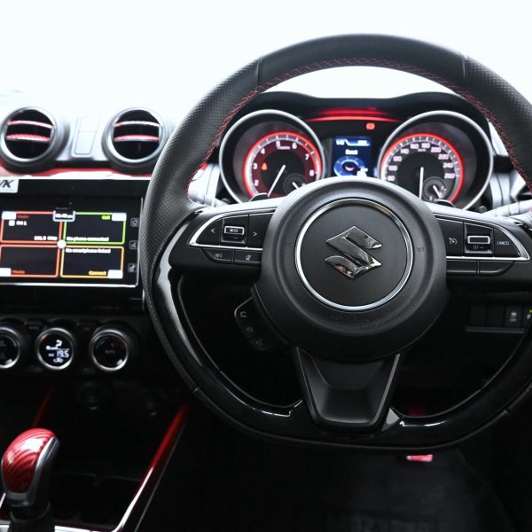 Suzuki Swift Sport SWIFT 1.4 SPORT AT (2023) - Image 4