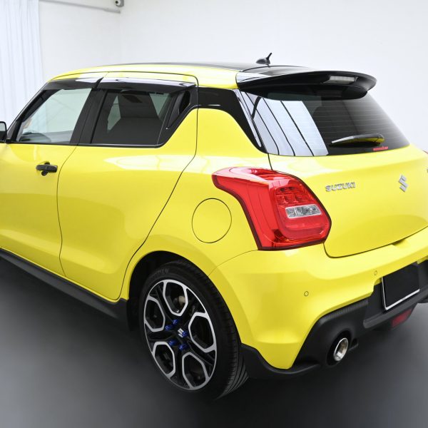 Suzuki Swift Sport SWIFT 1.4 SPORT AT (2023) - Image 9