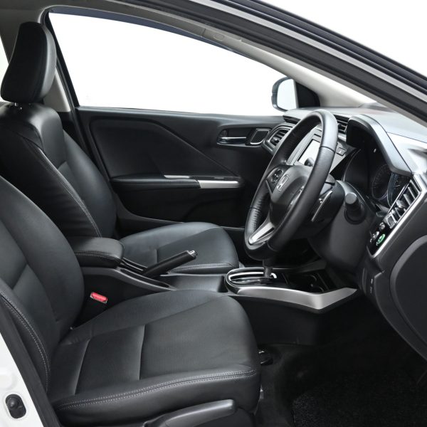 Honda City 1.5 V Auto AT (2019) - Image 13