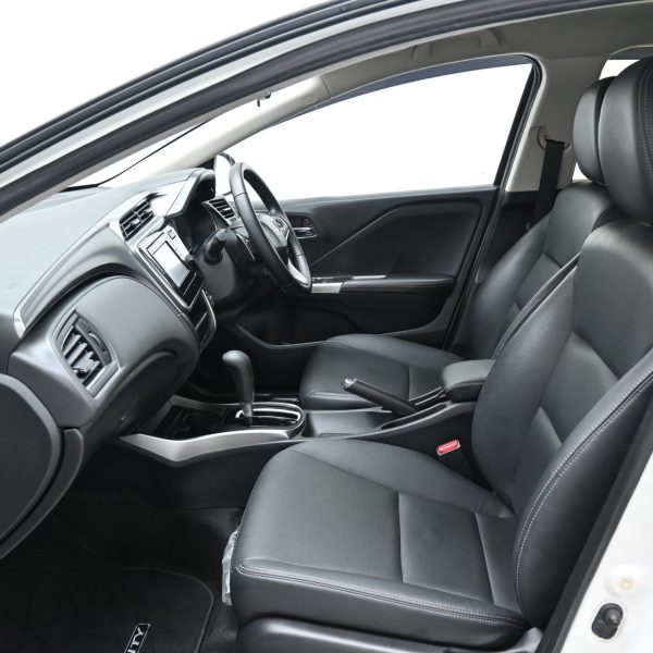 Honda City 1.5 V Auto AT (2019) - Image 14