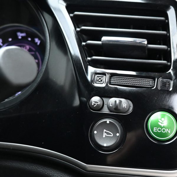 Honda City 1.5 V Auto AT (2019) - Image 5