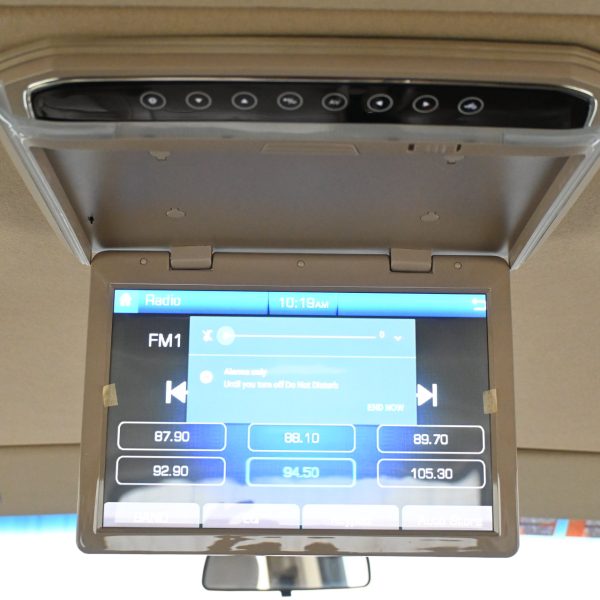 Hyundai Grand Starex 2.5 Royale Facelift AT (2019) - Image 4