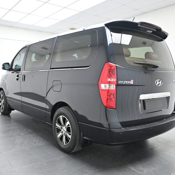 Hyundai Grand Starex 2.5 Royale Facelift AT (2019) - Image 7