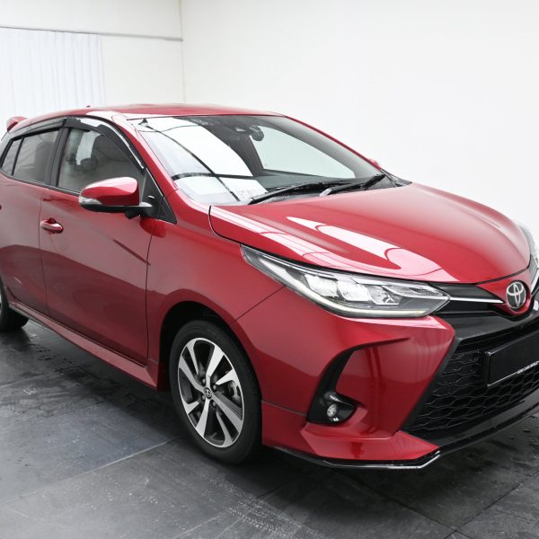 Toyota Yaris 1.5 E AT (2022) - Image 3