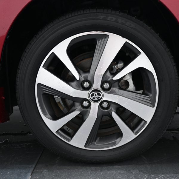 Toyota Yaris 1.5 E AT (2022) - Image 8
