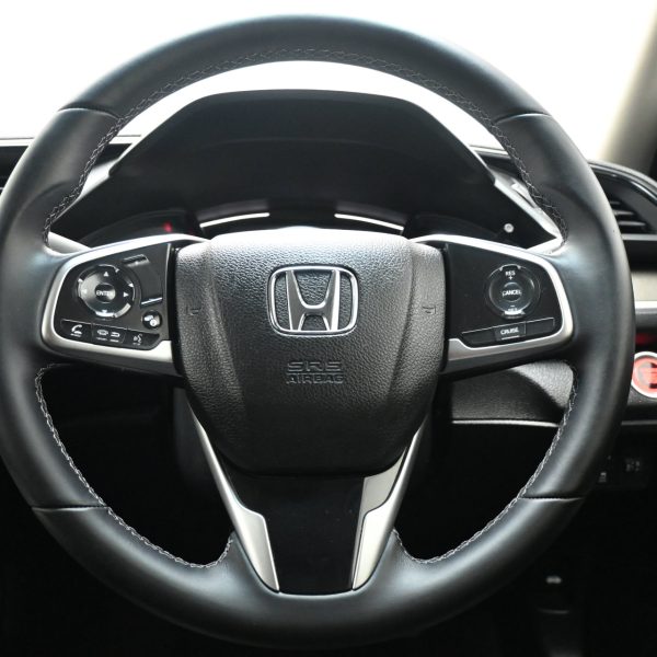 Honda Civic FC 1.8 S Auto AT (2021) - Image 18
