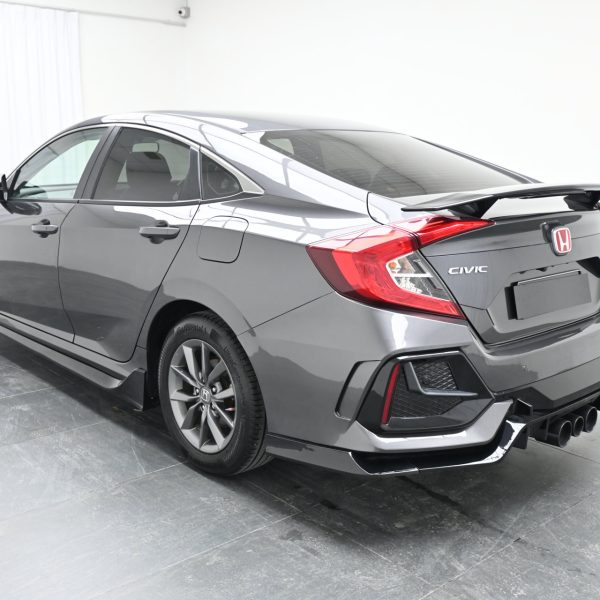 Honda Civic FC 1.8 S Auto AT (2021) - Image 7