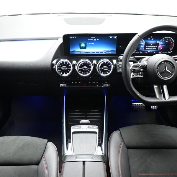 Mercedes-Benz GLA250 Mercedes Benz Gla250 2.0 AMG AT (2025) - Image 13