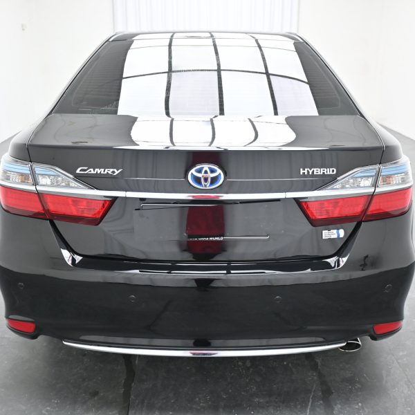 Toyota Camry 2.5 Hybrid Luxury AT (2018) - Image 7