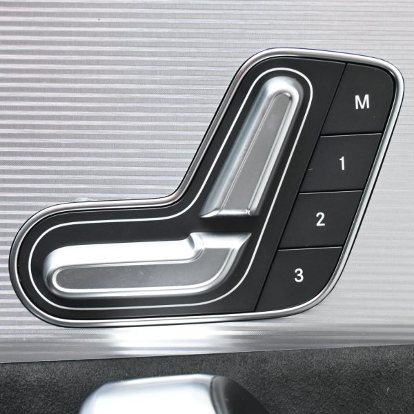 Mercedes-Benz A250 W177 2.0 Sedan Auto AT (2022) - Image 18