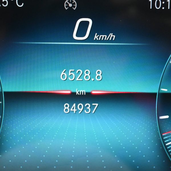 Mercedes-Benz A250 W177 2.0 Sedan Auto AT (2022) - Image 19