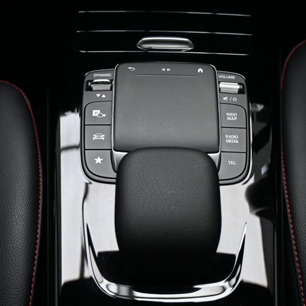 Mercedes-Benz A250 W177 2.0 Sedan Auto AT (2022) - Image 4