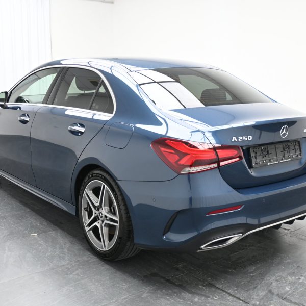 Mercedes-Benz A250 W177 2.0 Sedan Auto AT (2022) - Image 10