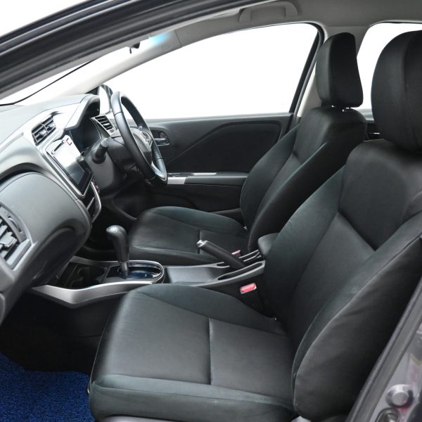 Honda City 1.5 V AT (2015) - Image 14