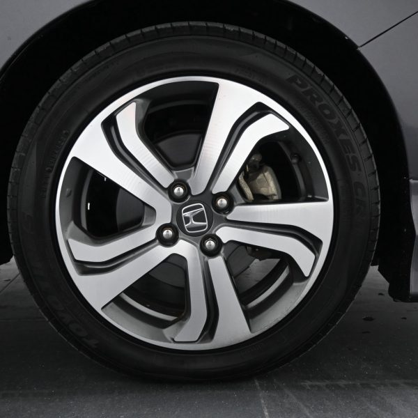 Honda City 1.5 V AT (2015) - Image 8