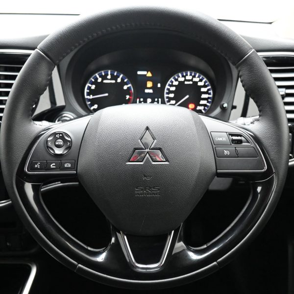 Mitsubishi Outlander GF Wagon 5dr 7st CVT 6sp 4WD 2.0i AT (2019) - Image 16