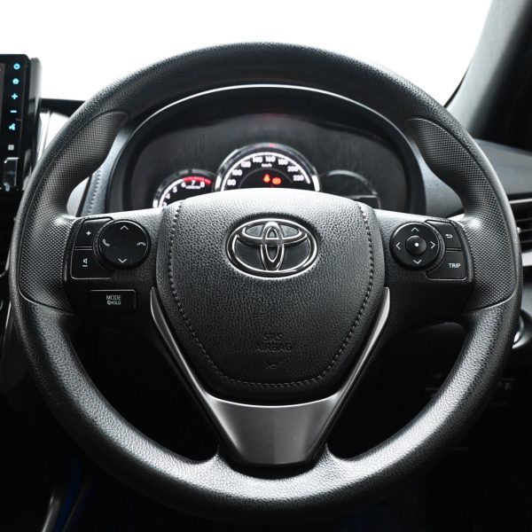 Toyota Yaris 1.5 E AT (2023) - Image 18
